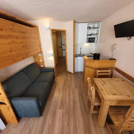 Divisible Avec Balcon Et Acces Pistes, Coeur Station - Fr-1-181-2804