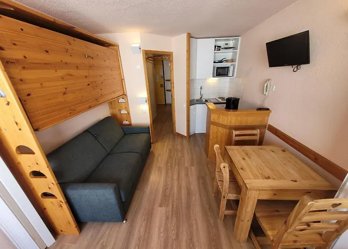 Divisible Avec Balcon Et Acces Pistes, Coeur Station - Fr-1-181-2804