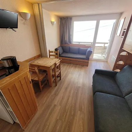 Divisible Avec Balcon Et Acces Pistes, Coeur Station - Fr-1-181-2804 *