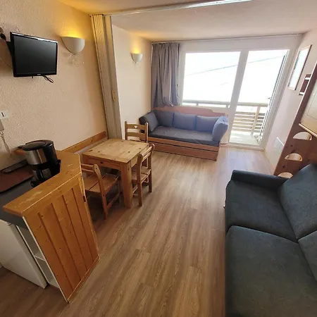 Divisible Avec Balcon Et Acces Pistes, Coeur Station - Fr-1-181-2804 La Plagne